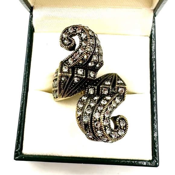 VINTAGE HEIDI DAUS RING SIMPLY SOPHISTICATED PAVE CRYSTALS BY-PASS Sz 7 - Picture 3 of 8